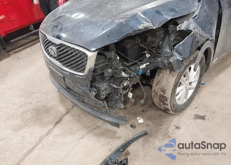 2017 Kia Sorento 2.4L Lx from USA, damaged, VIN 5XYPGDA38HG287202